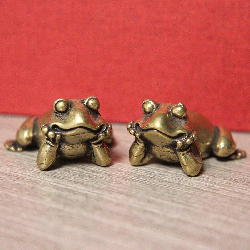 Brass Small Frog Miniatures Figurines Vintage Handmade Copper Animal Ornaments Home Decor Living Room Desktop Decorations Crafts