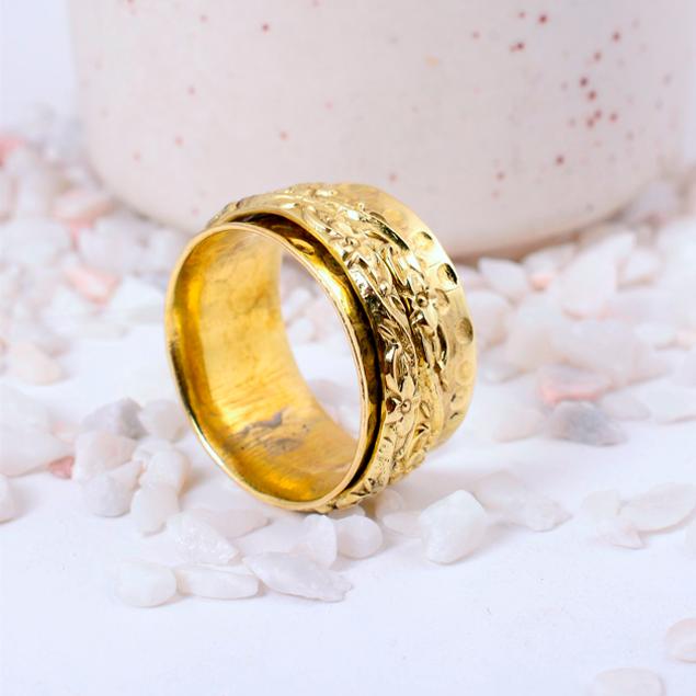 

Two-Tone Brass Spinner Fidget Ring | Hammered & Floral Etched Details | Unique Anxiety Relief Meditation Accessory 11