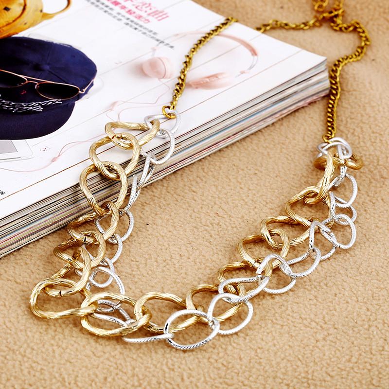 Geometric Necklace For Women With Zinc Alloy Pendant For Wedding And Travel Gift