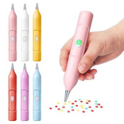 Electric Diamond Art Pen Wireless Diamond Art Vacuum Pen Portable Wax-free Diamond Art Crafting Pen for DIY Diamond Art Crafts