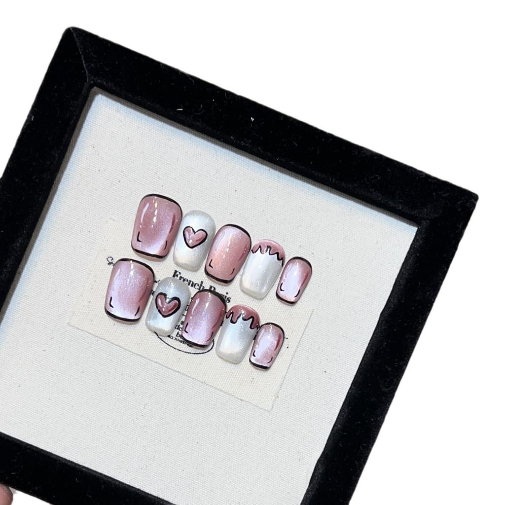 2D Love Light Bulb Cat Eye Nail Art Handmade Fake Nail Patch Ins Japanese Wearable Nail Short Nail