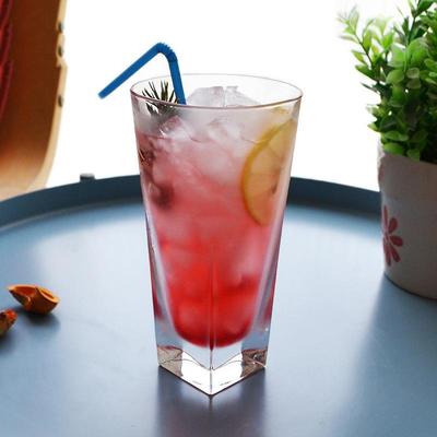 Quadratische Glasbecher für Longdrinks, Milch oder Tee