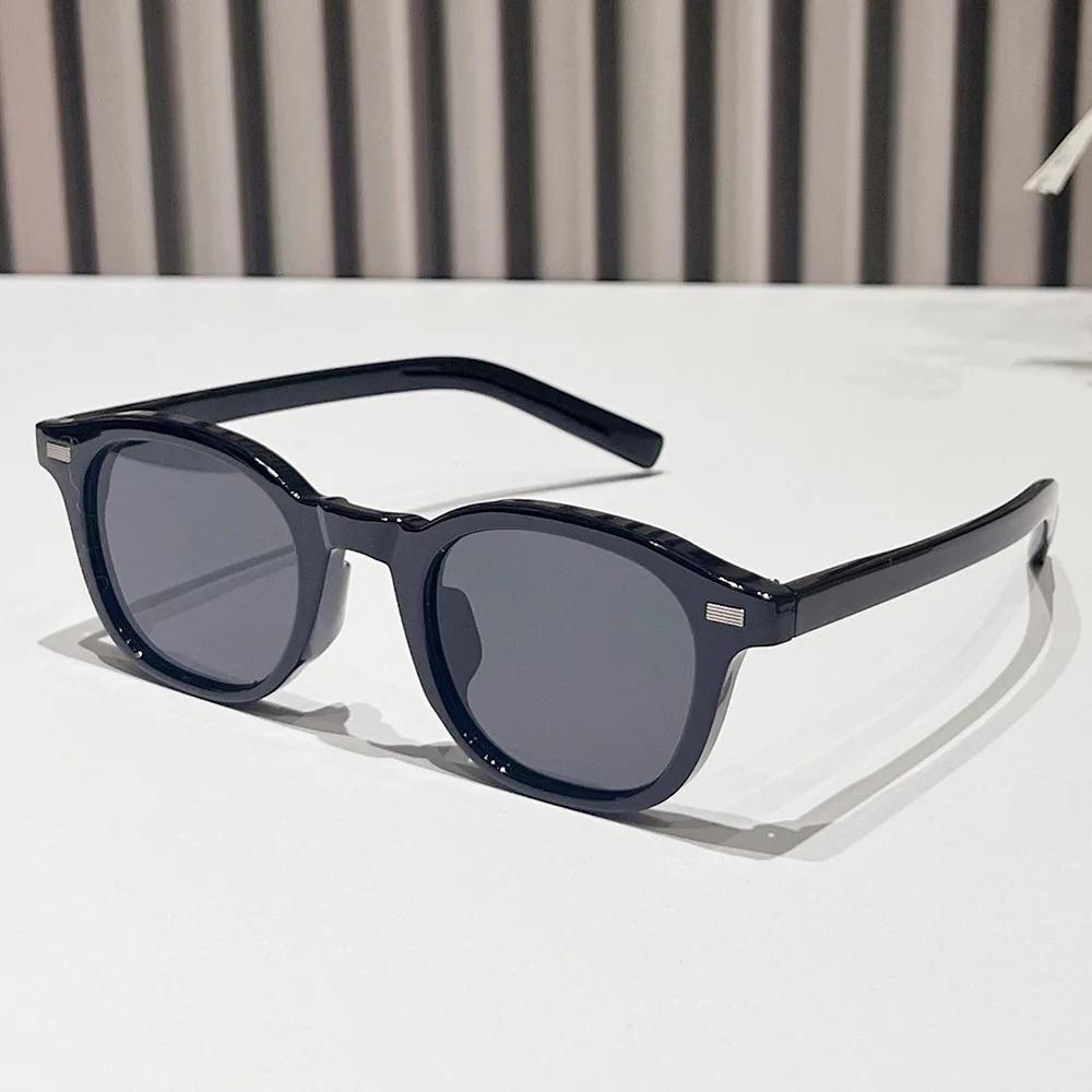 New Retro Sunglasses Women Black Full Frame Square Sun Glasses Men Out Door Sun Eyewear Fashionable Sexy Eyeglass Uv400