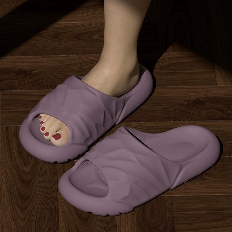 Summer new men's and women's cool slippers home thickened non-slip and wear-resistant outer wear soft bottom deodorant sandals