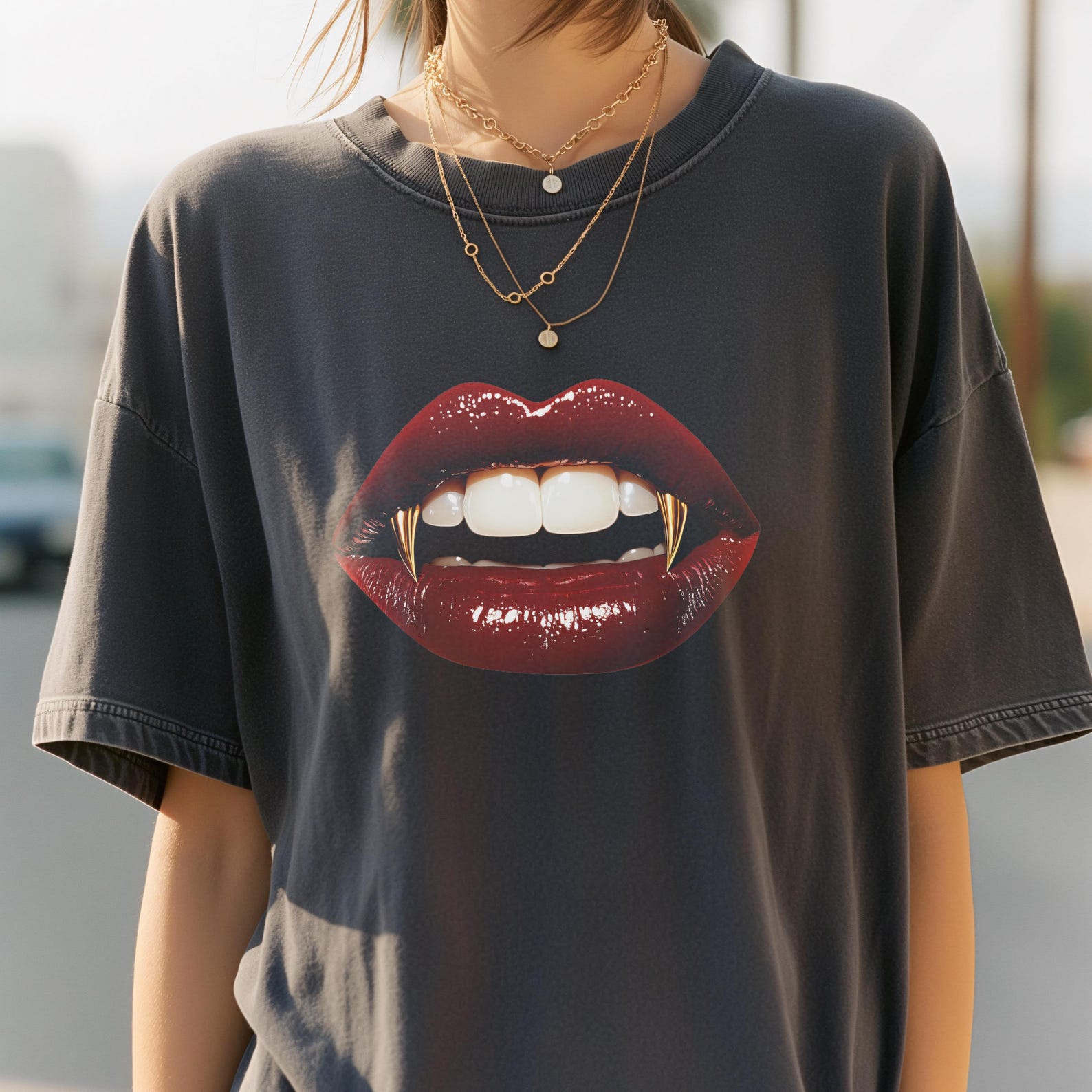 Crimson Lips Vampire T-Shirt, Gothic Glam, Unisex Tee M