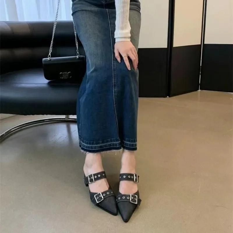 

Женские тапочки на среднем каблуке с острым носком, сексуальные летние толстые сандалии 2025 года, новые модные шлепанцы с открытой пяткой, вечернее платье, женские шлепанцы 35 чёрный