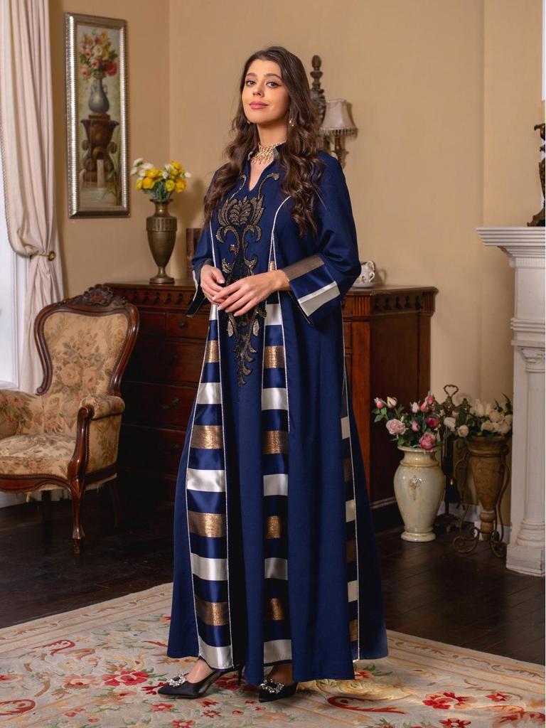 AB052 Women's Embroidered Striped Abaya - Middle East Arabic Muslim Robe