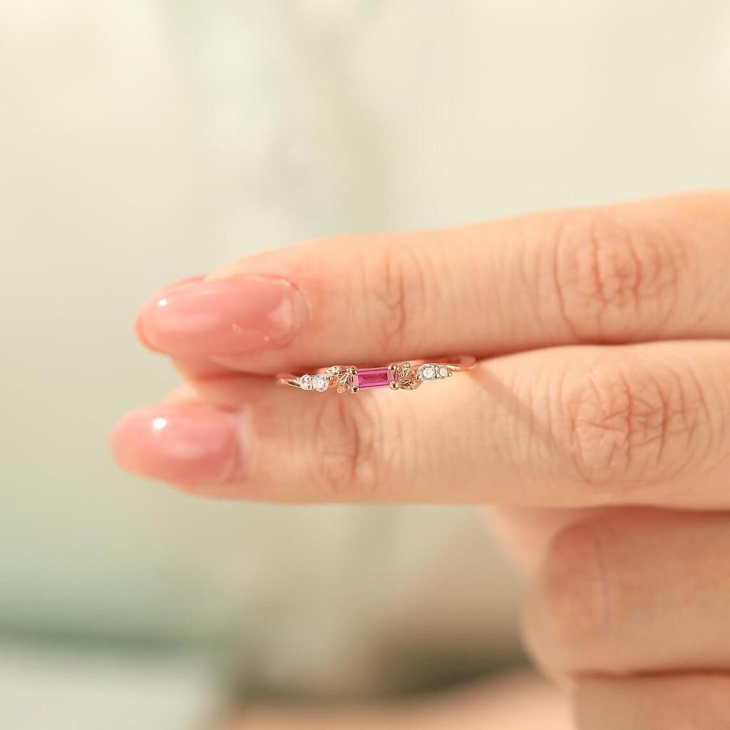 Yuan Tong Ti S925 Sterling Silver Leaf Ring with Pave Diamonds, Shiny and Versatile Retro Fashion for Women