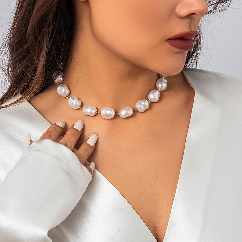 Salircon Elegant Baroque Imitation Pearl Beaded Choker Necklace Fashion Romantic Clavicle Necklace Charm Wedding Women's Jewelry