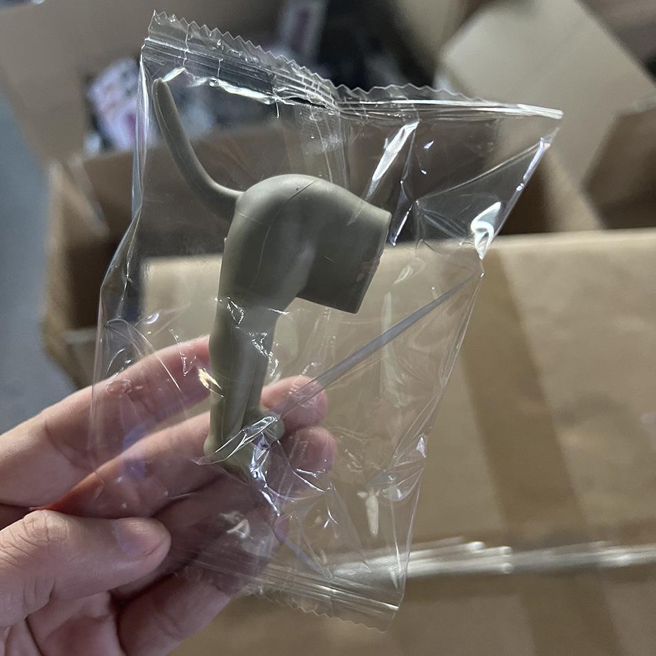 Dog Butt Toothpaste Squeezer Cap