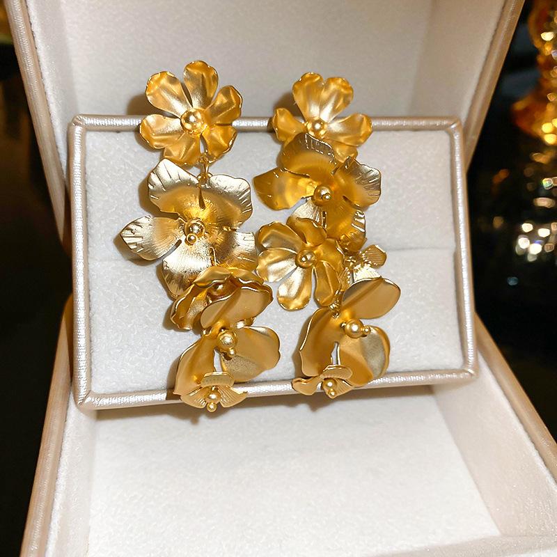 Silver Needle Floral Tassel Earrings - Elegant High-End European & American Style for Women