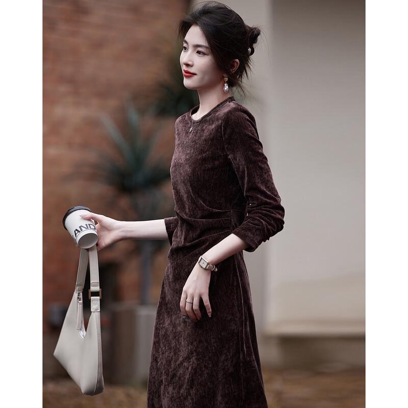 Платье Demana в французском стиле из блестящего бархата с драпировкой M