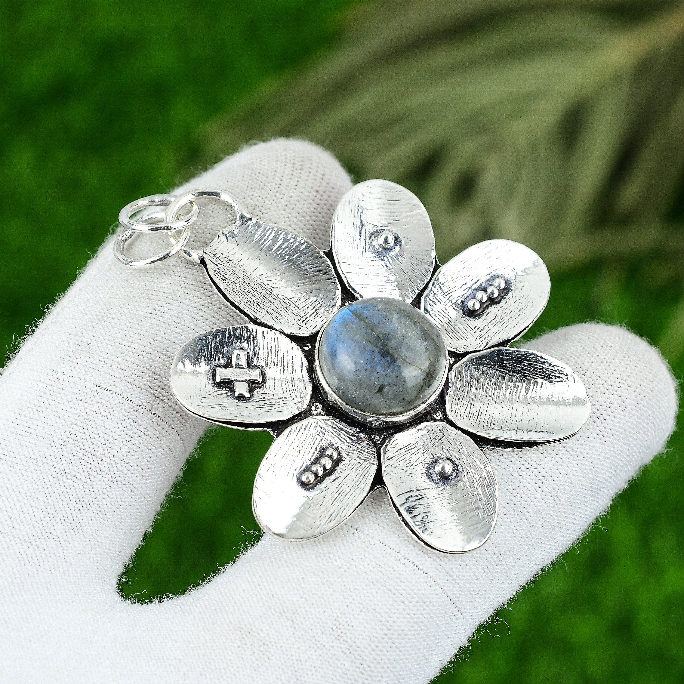 

Подарок на годовщину для нее Подвеска с натуральным лабрадоритом из серебра 925 пробы