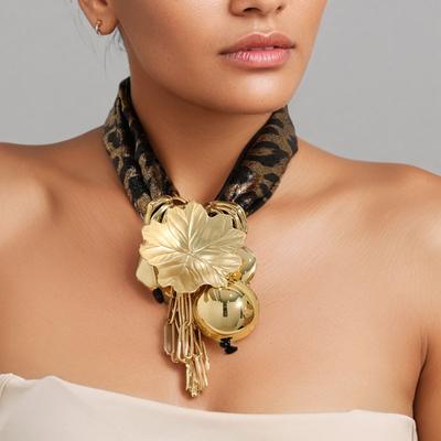 Statement Floral Necklace Flower Pendant for Women Girl Wedding Party Jewelry Accessory