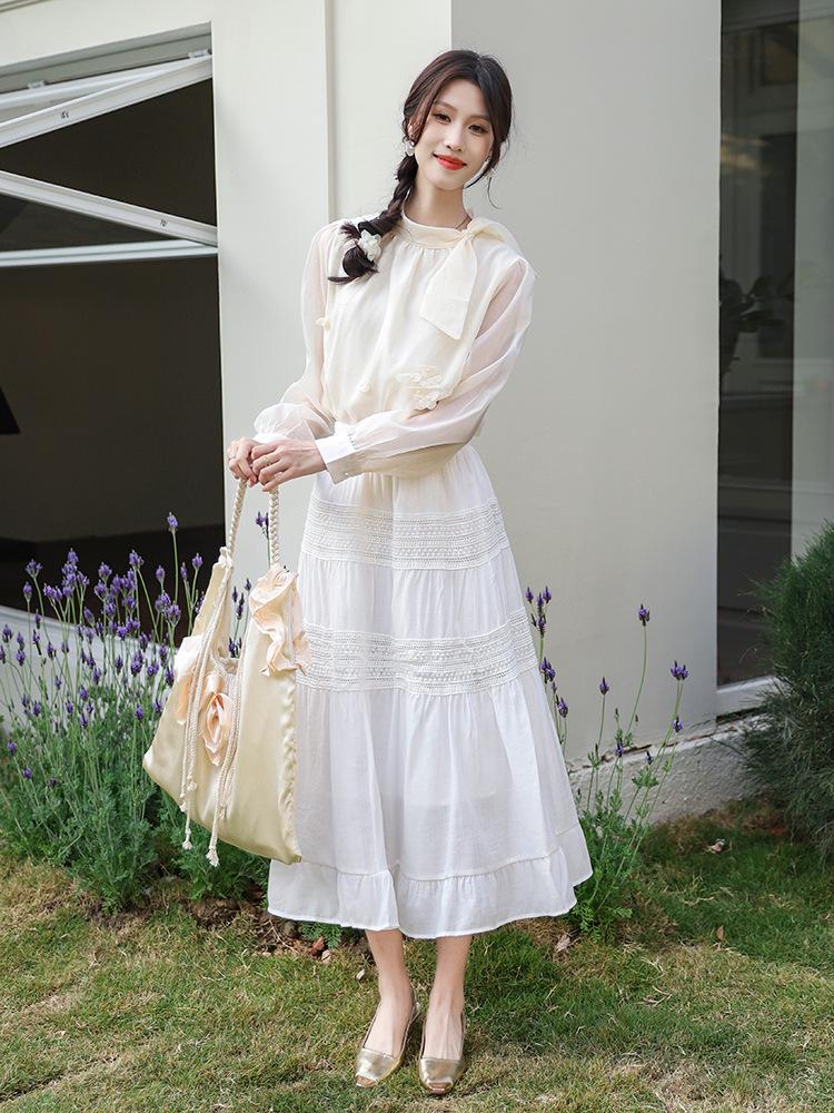 Feiyuan Damen Frühling Weißes Spitzen-Patchwork Midi-Rock in Pfirsichfarbenem Krepp-Tencel