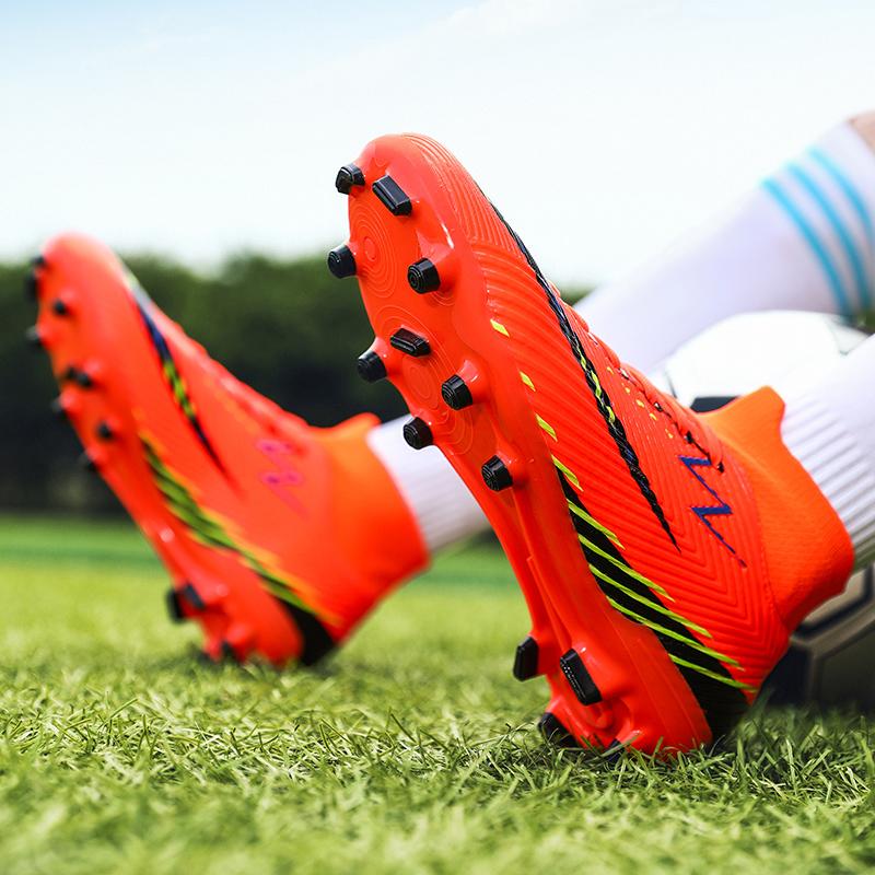 Soccer Shoes for Professional Men Lightweight Comfortable Long Football Boots for Spikes Outdoor Anti-Skid Wear-resistant Sport Activities Shoes