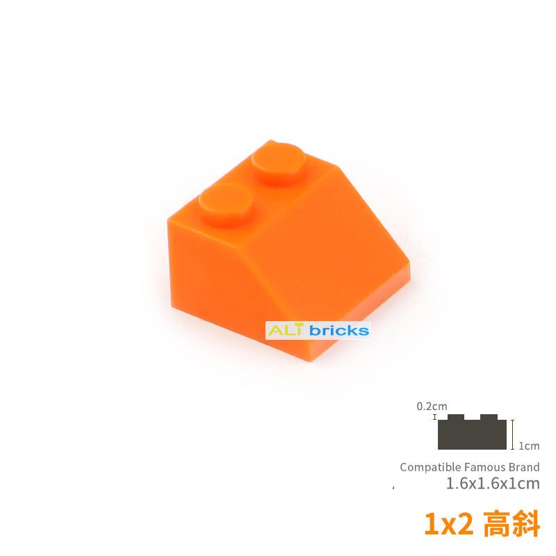 100pcs DIY Building Blocks Thick Figure Bricks Slope 2x2 Educational Creative Size Compatible With Plastic Toys for Children