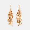 Exquis Longs Boucles d'Oreilles Feuille à Franges avec Diamants Micro-sertis - Design de Niche Élégant pour un Effet Amincissant