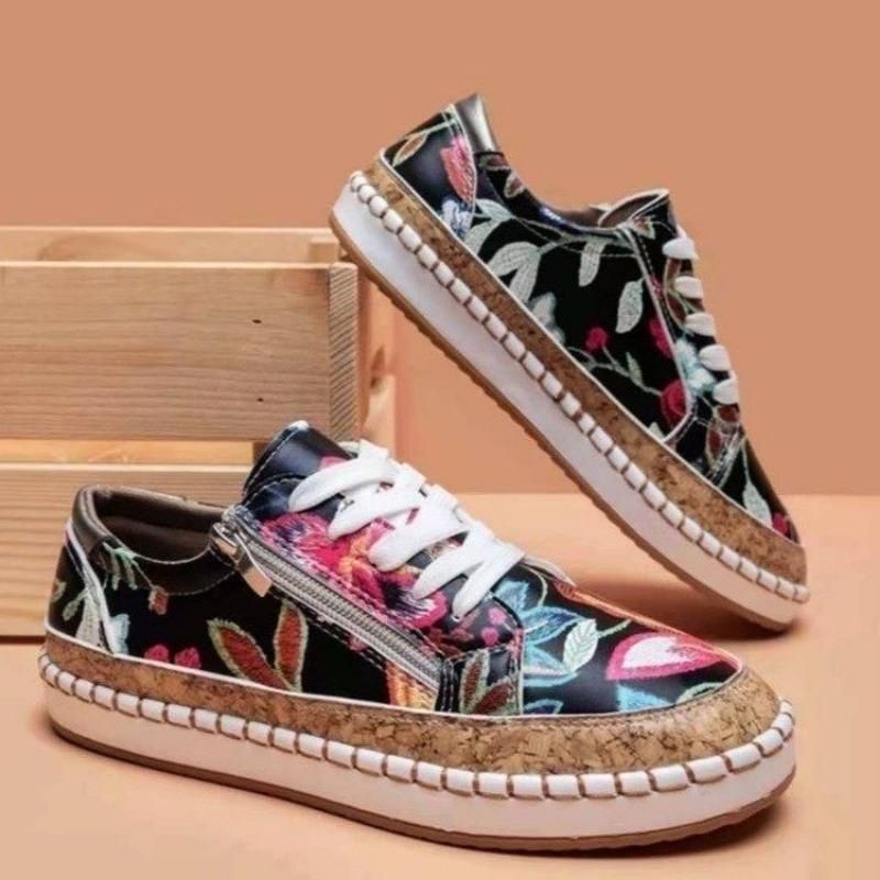 Large Size Flat-soled Single Shoes Women's Printing New Parrot Light Mouth Casual Color Matching Lace-up Board Shoes