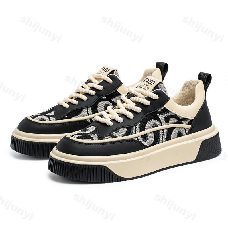 Fashion 2025 Autumn New Men's Low Top Niche Design Casual Thick Soled Shoes Fashion Trend Comfortable Versatile Non Slip Chunky sneakers