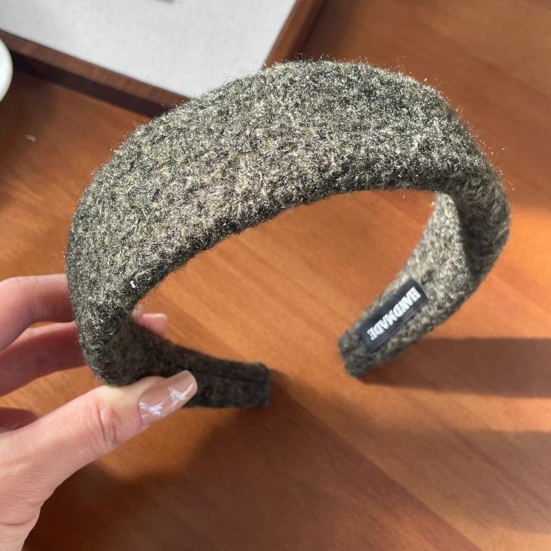 2025 Retro Fashion Solid Color Woolen Headband: Autumn/Winter Versatile Wide Hair Accessory for Women