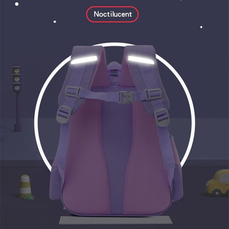 New Lightweight Primary School Schoolbag for Boys and Large-capacity Children's Backpack for Women