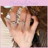 Elegant Six Claw Single Diamond Twisted Stackable Ring For Women In Modern Style