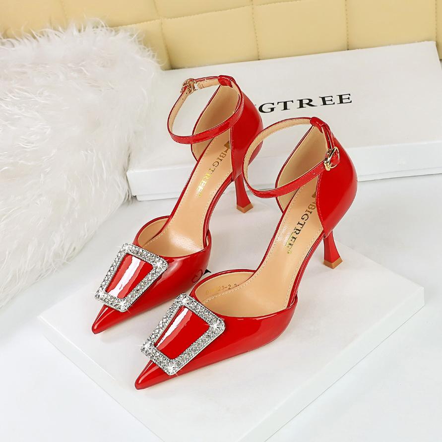Scarpe da Donna alla Moda con Tacco Alto in Vernice, Décolleté con Strass Metallici, Tacchi a Gatto Svuotati a Punta, Sandali Estivi di Lusso per Feste