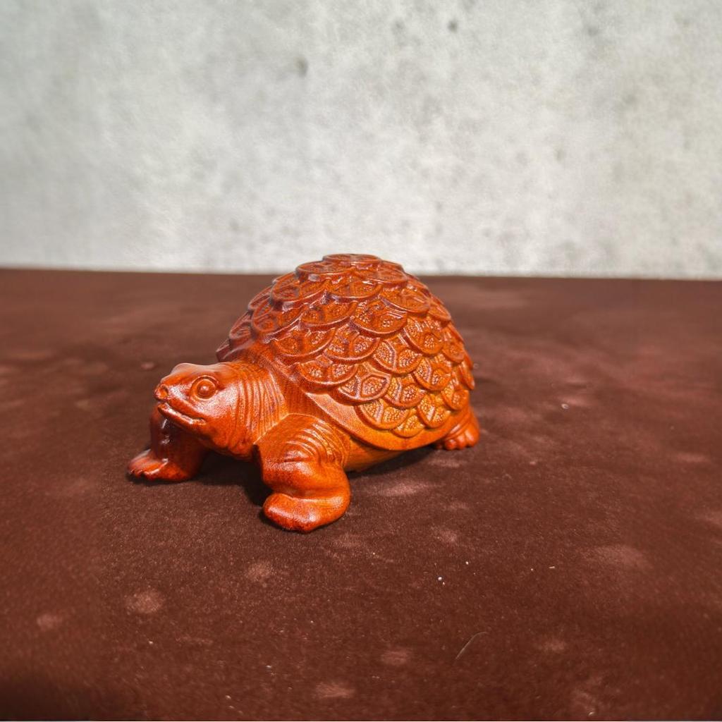 Ebony Turtle Wood Carving: Solid Wood Ornament for Home, Office, or Desktop Decoration
