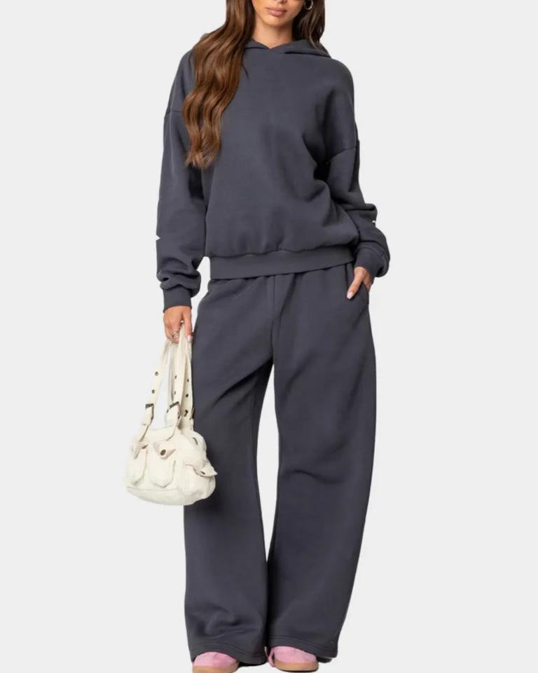 

Женский спортивный костюм-свитер с принтом бантов 2025 года M