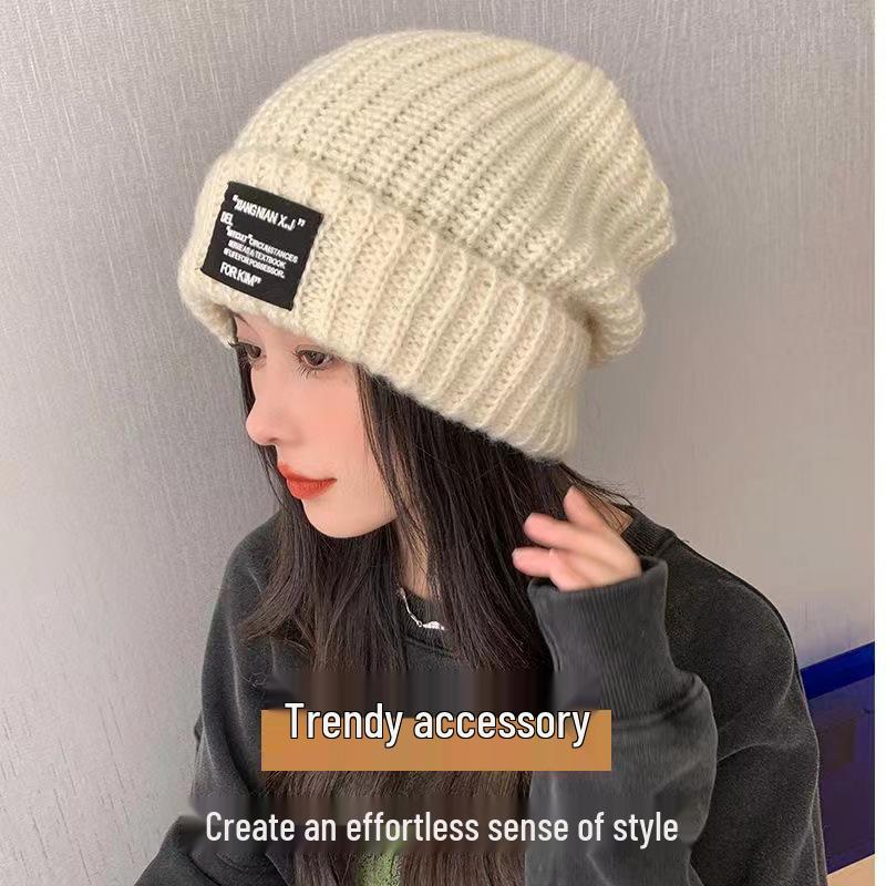 Versatile Wool Hat: Large Circumference, Warm Knitted Winter Hat for Men & Women – Offers Cold Protection and Slimming Effect.