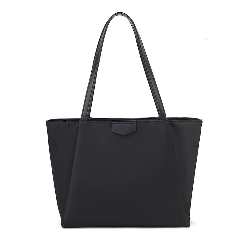 Large Capacity Shoulder Bag