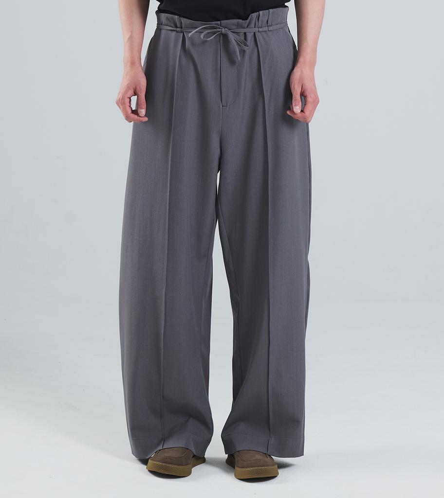Beoteunseoul Front Cut Curved Spandex Slacks (Charcoal)
