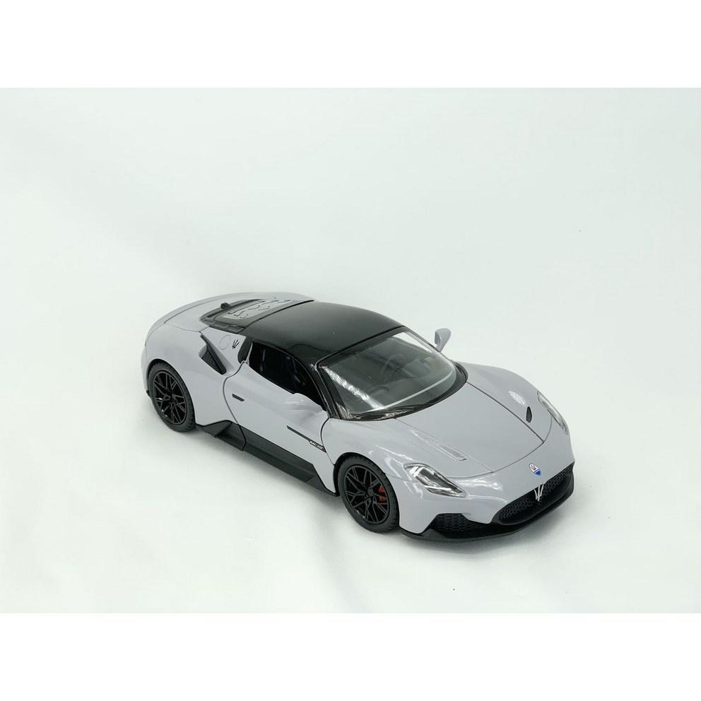 1:22 Scale Maserati MC20 Die-cast Supercar Model Toy - Green