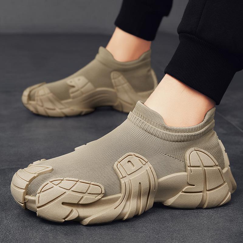 Shoes men's 2025 summer new breathable fly-woven casual sports shoes platform running socks shoes trendy shoes men's shoes
