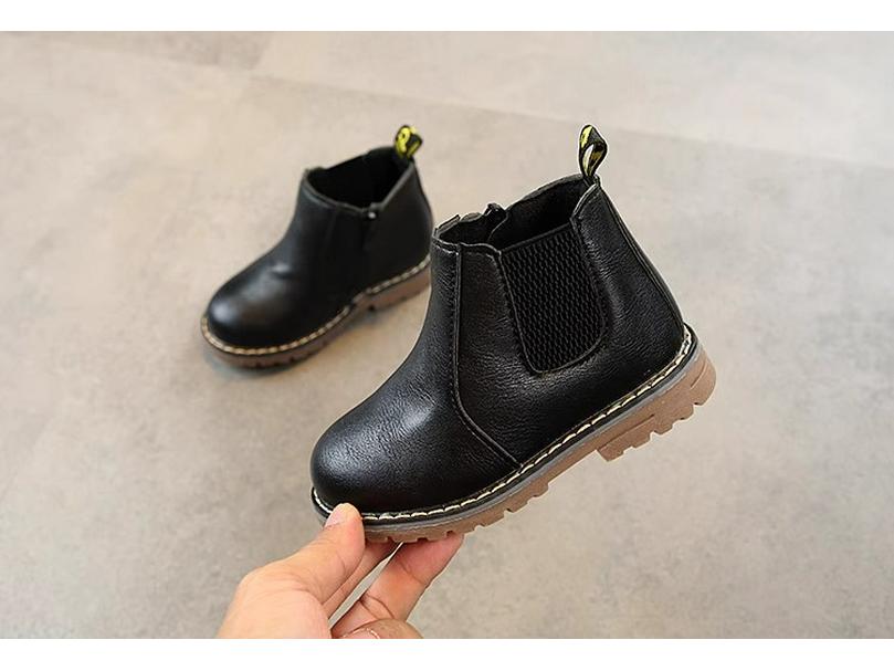 Martin-Stiefel für Kinder: 2025 Herbst/Winter, Schwarze Kurzstiefel im koreanischen Stil für Mädchen und Jungen, Britischer Stil, Weiche Sohle.