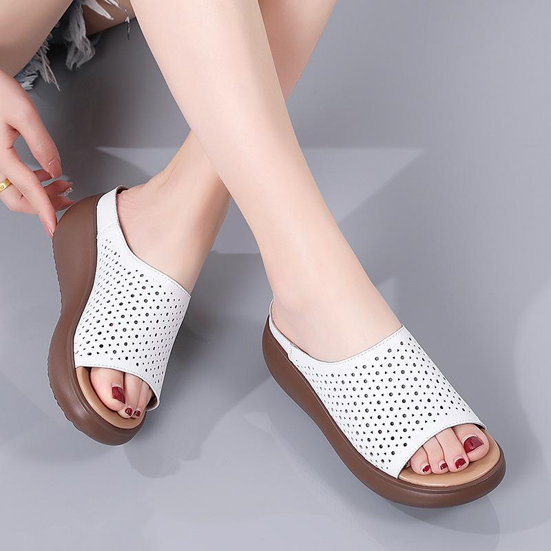 2025 Summer New Women Shoes Fashion Genuine Leather Sandals Woman Slope Slippers Non-slip Comfortable Mother Summer Slipper