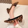 H38-1 Elegant Retro Style Delicate Women's Shoes Temperament Square Head Bow Shallow Mouth Single Shoes Women's 2025 Low Heels