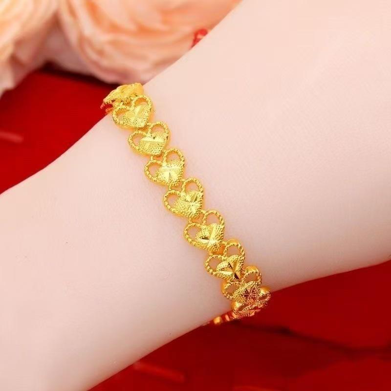 Elegant Gold Heart-to-Heart Beaded Bracelet for Women