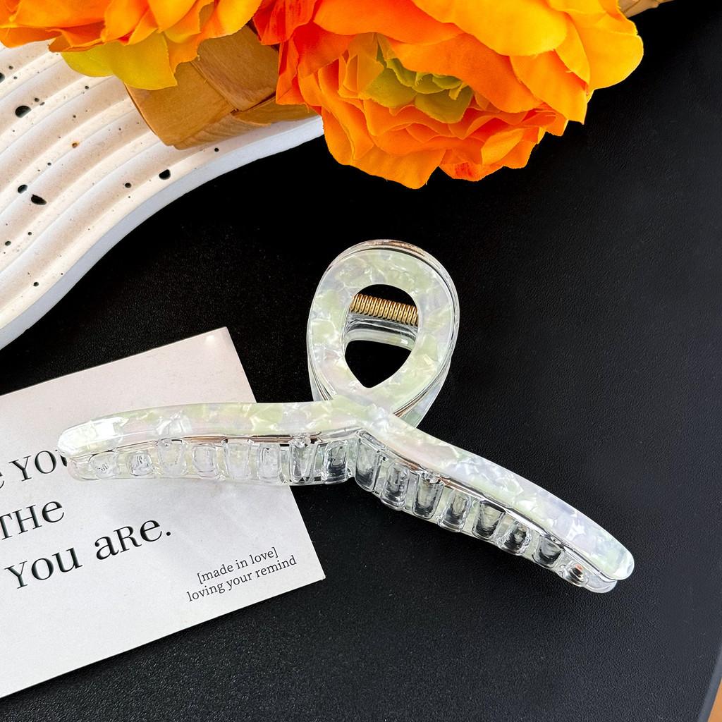 Chic Large Mermaid Hair Claw Clip For Sophisticated Updos And Ponytails In Various Colors