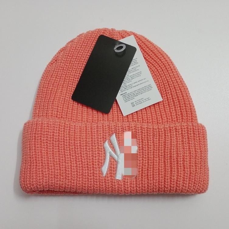 Girl Knitted Embroidery Cap Black Hat No Brim Warm Beanie Winter Casual Wear