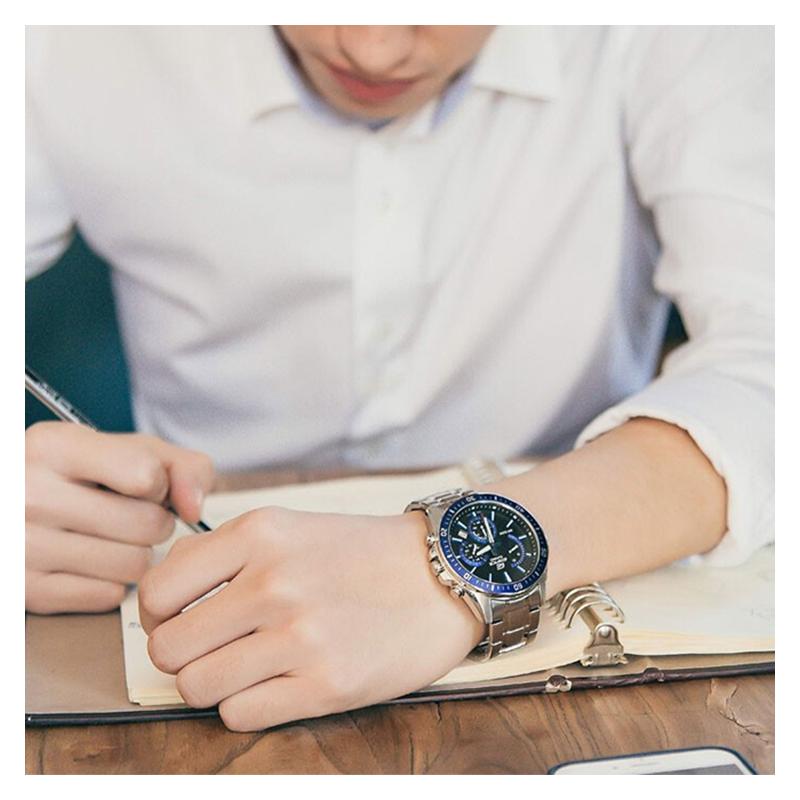Casio EDIFICE Fashionable Classic One-Touch Tri-Fold Clasp 1/10 Stopwatch Mineral Glass 100 Meters Waterproof Quartz Movement Stainless EFV-620D-1A2V