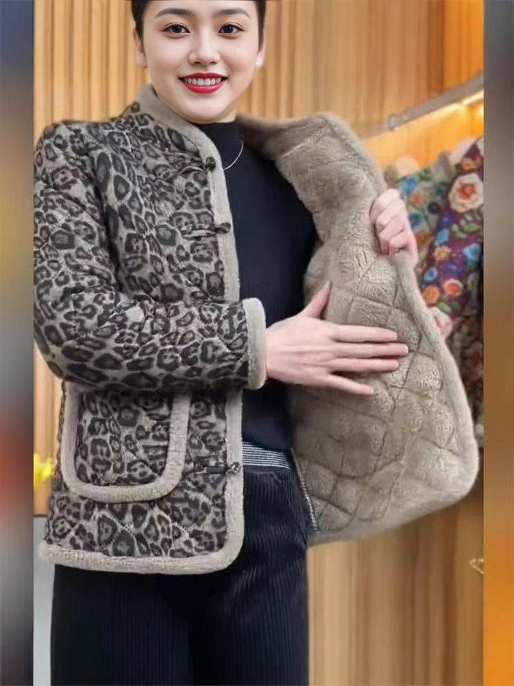 Mom's Petite Plus Velvet Cotton Jacket - Autumn/Winter, Middle-Aged and Elderly Women's Warm Lightweight Short Coat