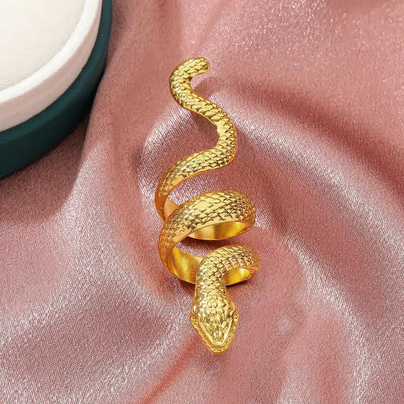 Huitan Women Snake Rings Metallic Style Punk Hip Hop Female Finger Accessories Adjustable Finger-ring Animal Statement Zircon