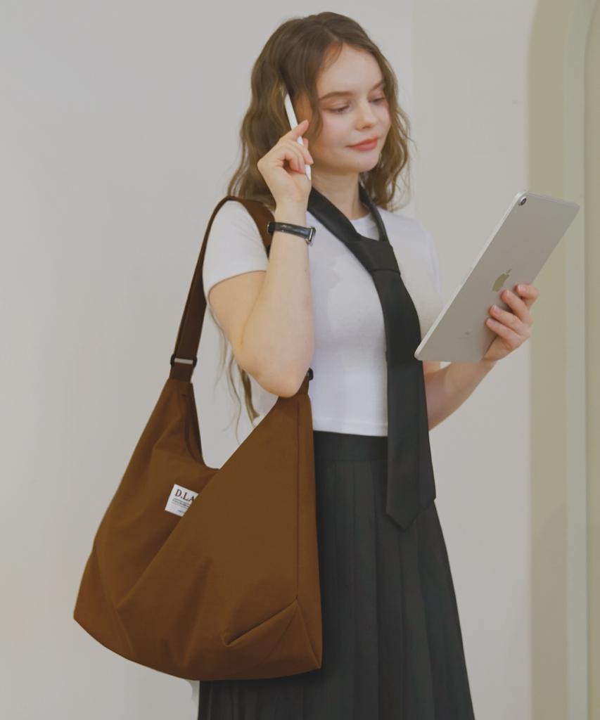 D.Lab Atore Shoulder Crossbody Bag - Brown