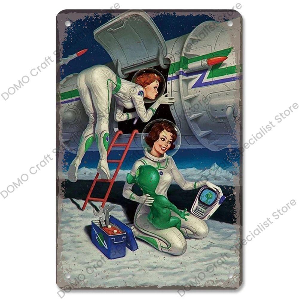 Metallplatta för flickor i interiör från Pinup-postern