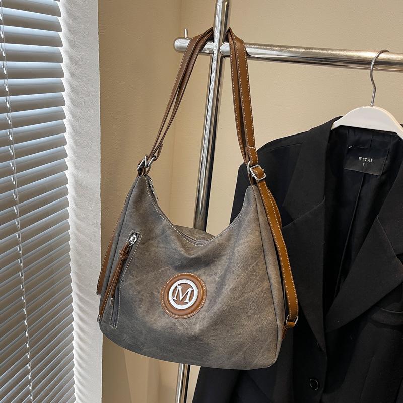 

Женская сумка-тоут 2025 новая рюкзак большой вместимости многофункциональная повседневная наплечная сумка рюкзак