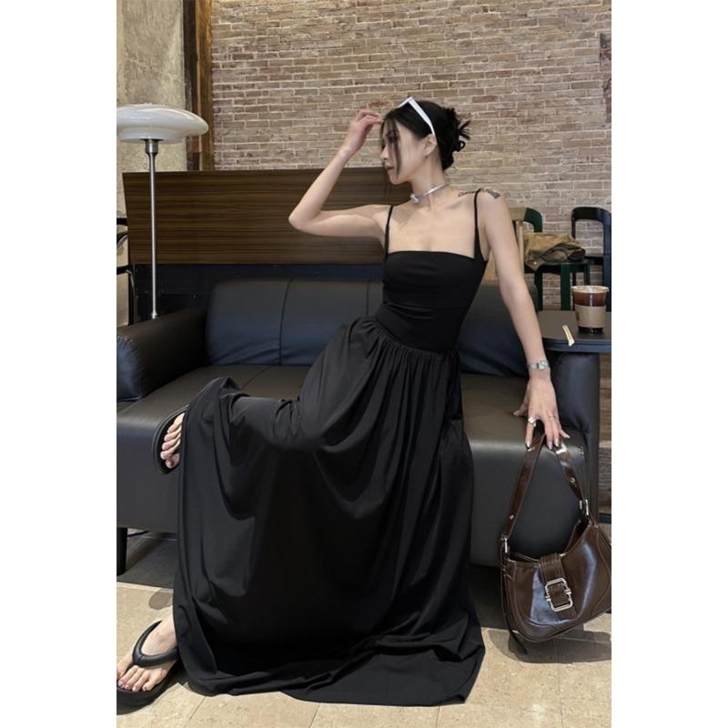 High-end Black Suspender Dress Women's Summer French Hepburn Gentle Wind Seaside Vacation Super Good-looking Long Skirt