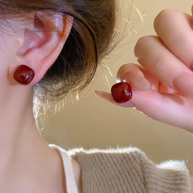 Hong Kong Style Real Gold Electroplated Leopard Print Circle Earrings Square Face Retro High-end Earrings Commuter Versatile Earrings Niche