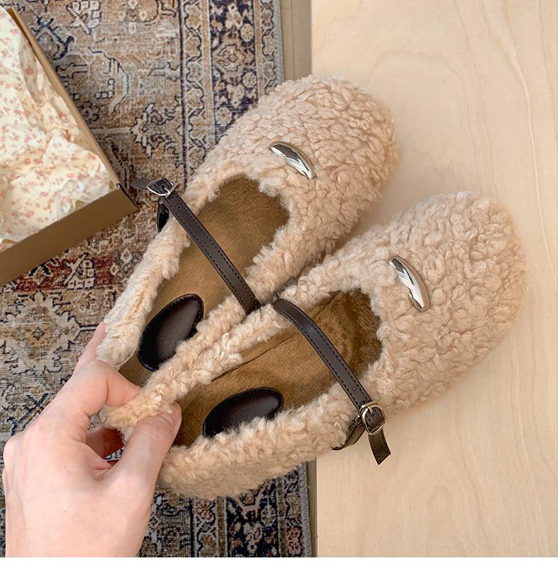 Fashion Commuter Retro Flat-bottomed Fluffy Shoes Women's 2025 New Autumn and Winter Velvet Round Head Soft Sole Mary Jane Cotton Shoes